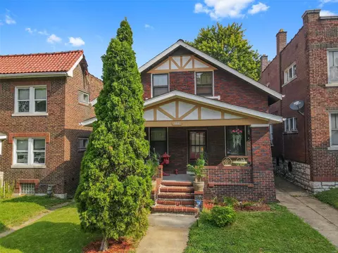 3641 Dunnica Ave, Saint Louis, MO 63116