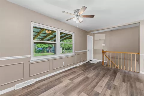 501 Dardenne Dr, O'fallon, MO 63366 photo 14