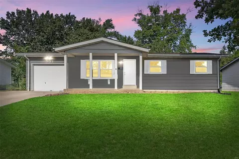 501 Dardenne Dr, O'fallon, MO 63366