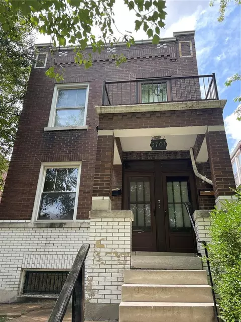 3701 Bamberger Ave, Saint Louis, MO 63116