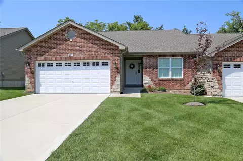 111 Cottleville Hill Ct, Saint Charles, MO 63304