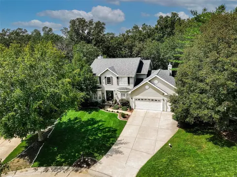 View/Area - 1104 New Ballwin Oaks Dr, Ballwin, MO 63021 photo 2 of 2