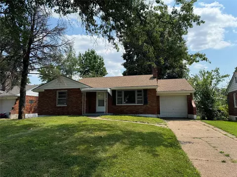 1232 Duenke Dr, Saint Louis, MO 63137