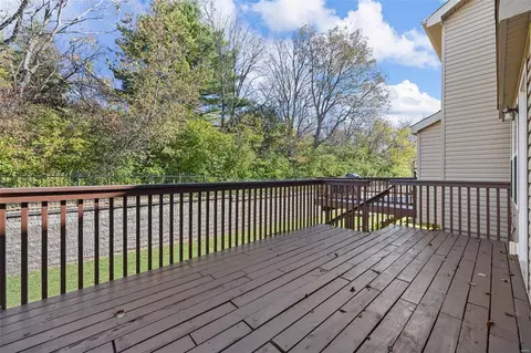 Exterior - 5523 Wavecrest Cir, Saint Charles, MO 63304 photo 3 of 5