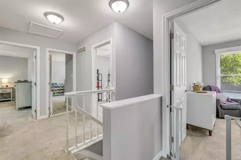 Entry Way - 569 Monroe Mill Dr, Ballwin, MO 63011 photo 5 of 5