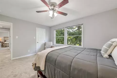 Bedroom - 569 Monroe Mill Dr, Ballwin, MO 63011 photo 6 of 7
