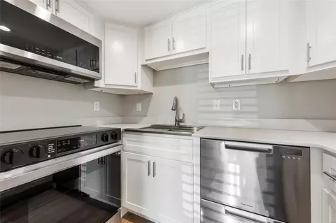 Kitchen - 157 Chatterbird Ln #D, Eureka, MO 63025 photo 1 of 1