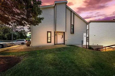 Exterior - 157 Chatterbird Ln #D, Eureka, MO 63025 photo 4 of 4