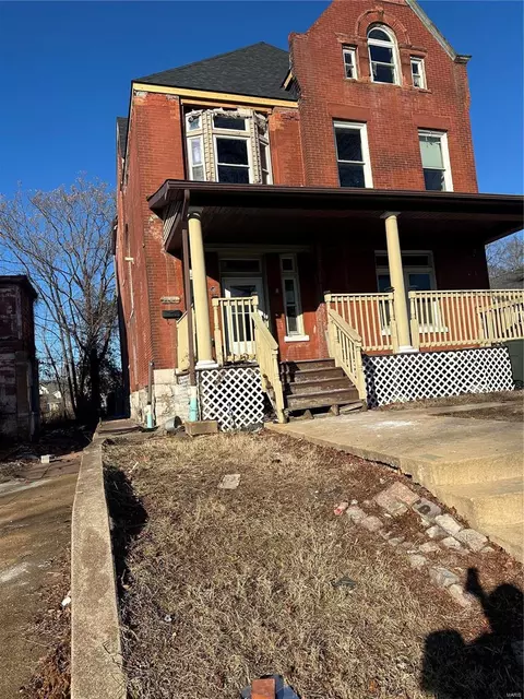 5505 Cates Ave, Saint Louis, MO 63112