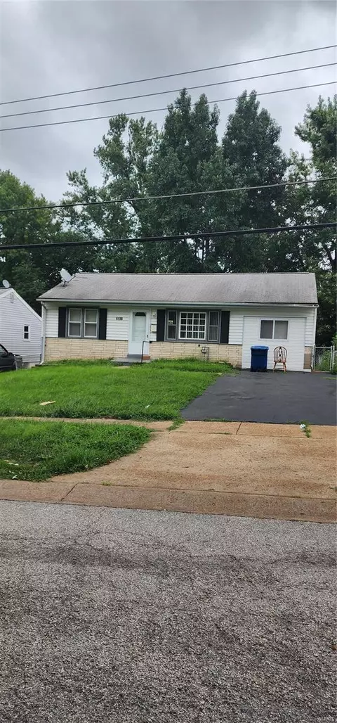 6130 Evergreen Blvd, Berkeley, MO 63134