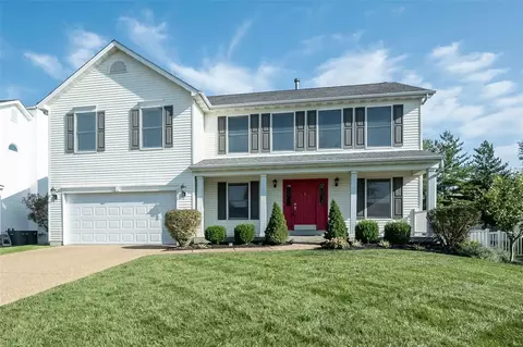 8 Bates Ct, O'fallon, MO 63368