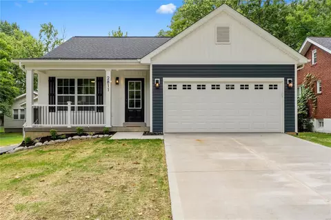 2811 W Tennyson Ave, Saint Louis, MO 63114