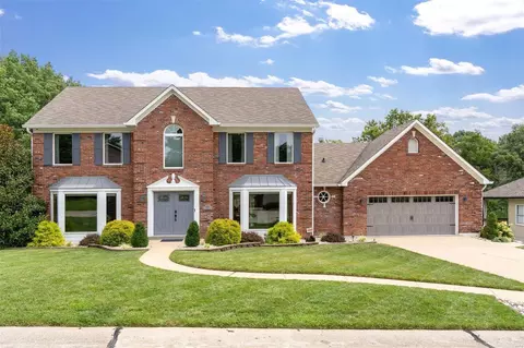 2816 Oetting Dr, Saint Charles, MO 63303