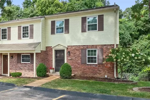 1468 Durango Ct, Fenton, MO 63026