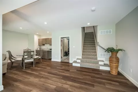 Entry Way - 263 Keaton Woods Dr, O'fallon, MO 63368 photo 10 of 13