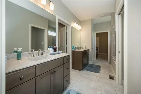 Entry Way - 263 Keaton Woods Dr, O'fallon, MO 63368 photo 8 of 13