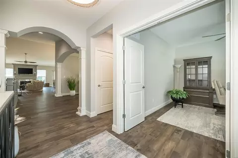 Entry Way - 263 Keaton Woods Dr, O'fallon, MO 63368 photo 2 of 13