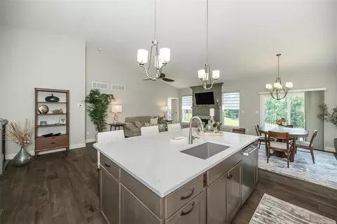 Kitchen - 263 Keaton Woods Dr, O'fallon, MO 63368 photo 1 of 5
