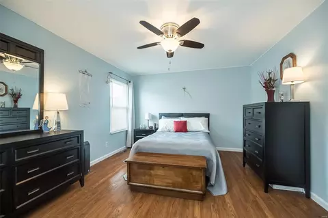 1024 Treetop Village Dr, Ballwin, MO 63021 photo 17