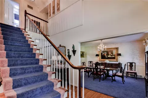 Entry Way - 26 Dielman Rd, Ladue, MO 63124 photo 1 of 1