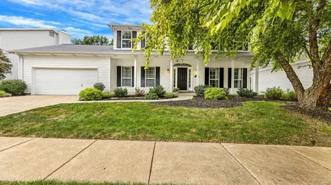 927 Pheasant Woods Dr, Manchester, MO 63021