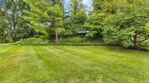 Exterior - 927 Pheasant Woods Dr, Manchester, MO 63021 photo 2 of 11