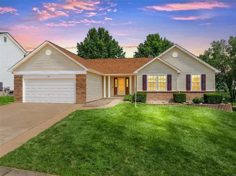 147 Cherrywood Parc Dr, O'fallon, MO 63368