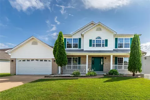 3546 Canyon Creek Dr, St Peters, MO 63303