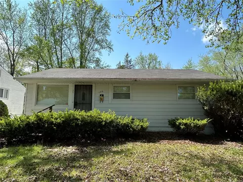 126 Brigadoon Cir, Saint Louis, MO 63137