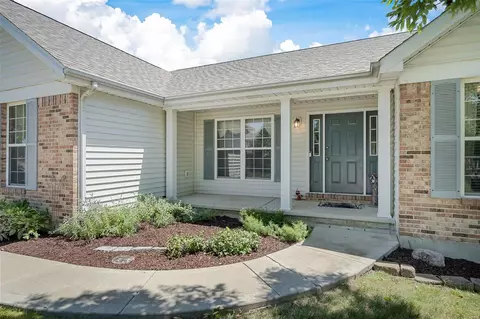 1334 Shelby Point Dr, O'fallon, MO 63366 photo 3