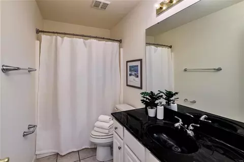 Bath - 752 River Glen Dr, O'fallon, MO 63368 photo 2 of 3