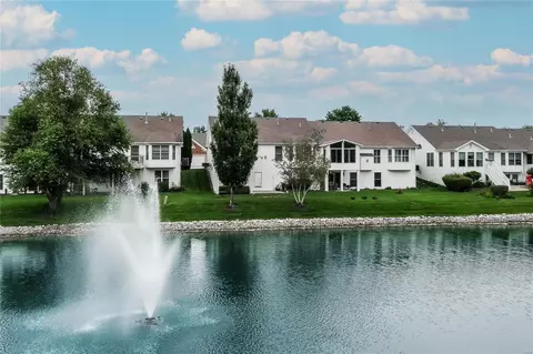 View/Area - 752 River Glen Dr, O'fallon, MO 63368 photo 2 of 5