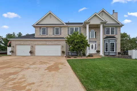 25 Wyndham Lake Ct, O'fallon, MO 63368