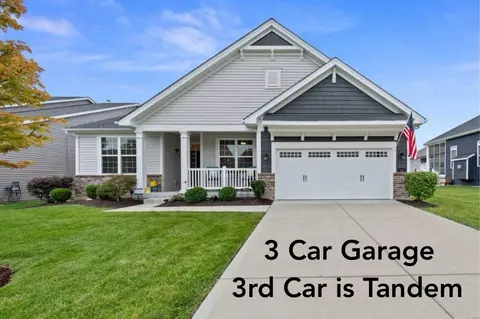 182 Sandfort Ln, Saint Charles, MO 63301