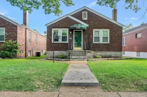 5720 Marquette Ave, Saint Louis, MO 63139