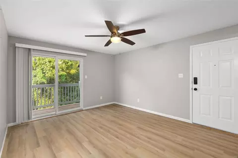 Living - 7421 Triwoods Dr #E, Saint Louis, MO 63119 photo 1 of 4
