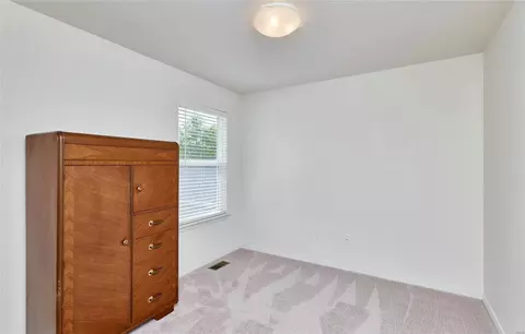 Bedroom - 607 Summer Stone Dr, O'fallon, MO 63368 photo 4 of 7
