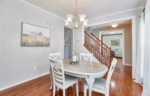 Dining - 607 Summer Stone Dr, O'fallon, MO 63368 photo 2 of 2
