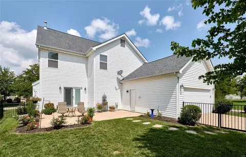 Exterior - 607 Summer Stone Dr, O'fallon, MO 63368 photo 3 of 5