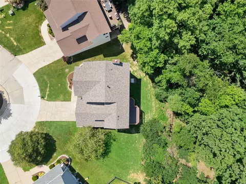 1315 Oak Borough Dr, Ballwin, MO 63021 photo 28