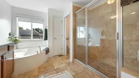 Bath - 812 Aston Way Dr, O'fallon, MO 63368 photo 3 of 6