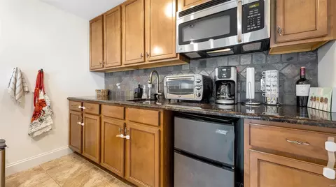 Kitchen - 812 Aston Way Dr, O'fallon, MO 63368 photo 2 of 2