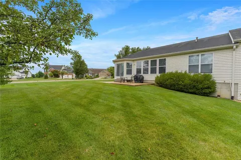 699 Hawk Run Dr, O'fallon, MO 63368 photo 35