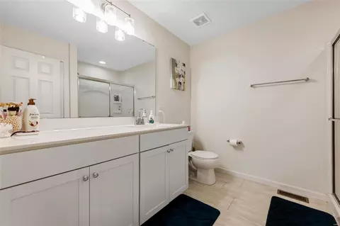 Bath - 5350 Lakepath Way, Eureka, MO 63025 photo 1 of 3