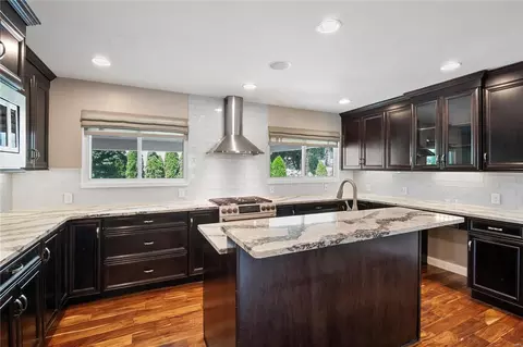 Kitchen - 106 Lea Meadows Dr, Ballwin, MO 63011 photo 2 of 5