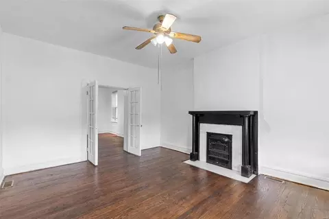 Living - 6012 Virginia Ave, Saint Louis, MO 63111 photo 3 of 5