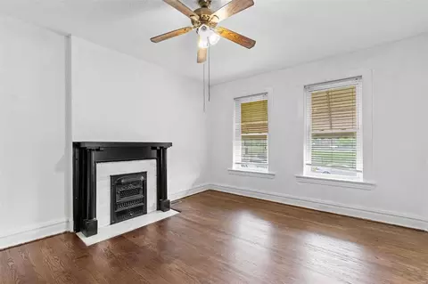 Living - 6012 Virginia Ave, Saint Louis, MO 63111 photo 1 of 5