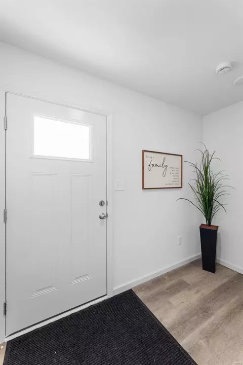 4053 Canal St, Saint Charles, MO 63301 photo 10