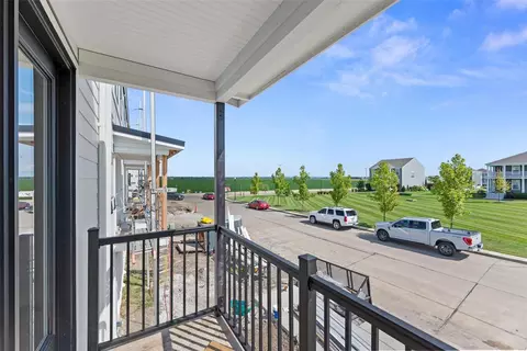 4053 Canal St, Saint Charles, MO 63301 photo 3