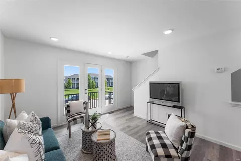 4053 Canal St, Saint Charles, MO 63301 photo 17